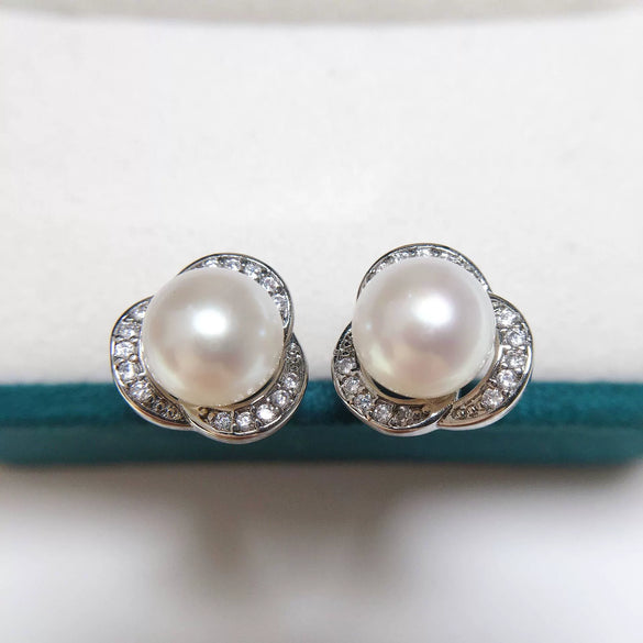 Natural Freshwater Pearl Earrings For Women Clover Flower Shape