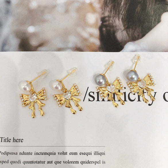 Natural Freshwater Pearl Earrings For Women Cute Bow Zircon Style Oblate Shape 18K Gold Colorpreserving