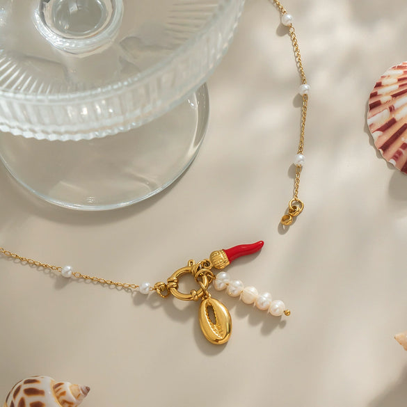 Natural Freshwater Pearl Necklace With Chili Crab Claw Pendant In Ocean Style Electroplated Geometric Shape Stainless Steel For Women