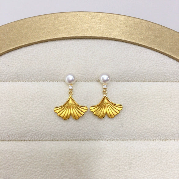 Natural Freshwater Pearl Women's Earrings With Ginkgo Leaves And Diamond Oblate Shape