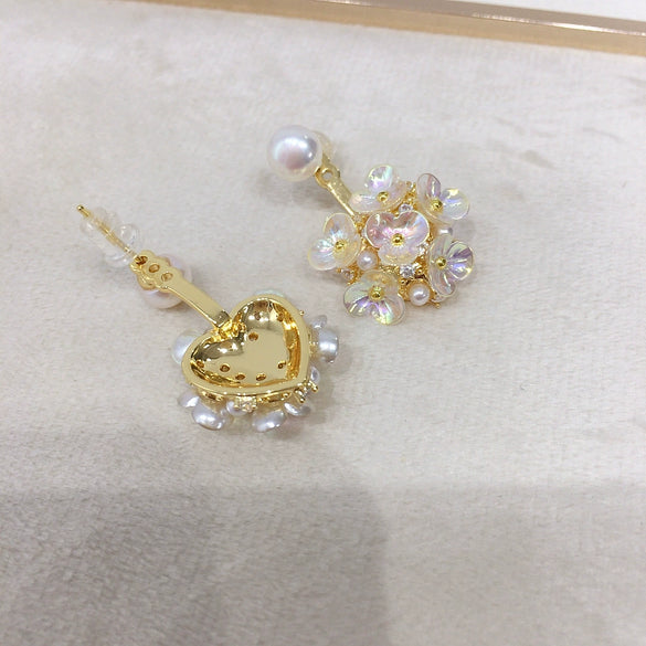 Natural Freshwater Pearl Women's Fashion Earrings With Love Flower Ball Design