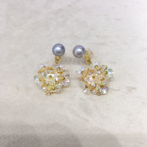 Natural Freshwater Pearl Women's Fashion Earrings With Love Flower Ball Design