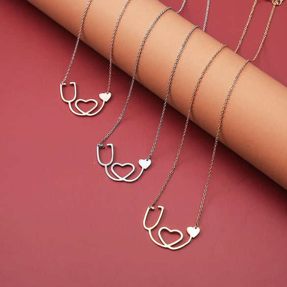 Necklace Alloy Geometric Love Hollow Pendant Electroplating Water Wave Chain Jewelry