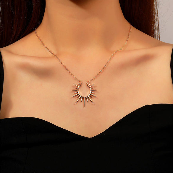 Necklace Alloy Geometric U Shaped Horseshoe Electroplating Cold Style Metal Clavicle Chain