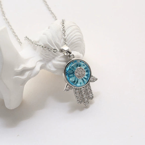 Necklace Alloy Microinlaid Zircon Eye Pendant Electroplating O Chain Unisex Minimalist