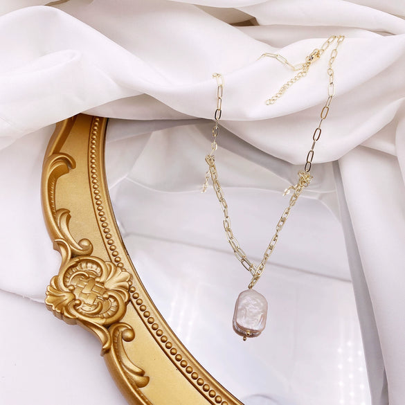 Necklace Fresh Water Pearl Alloy Mixed Gem Inlay Geometric Electroplating Snake Bone Chain