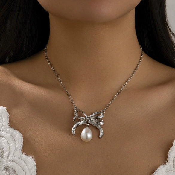 Necklace Imitation Pearls Alloy Geometric Bow Electroplating Design