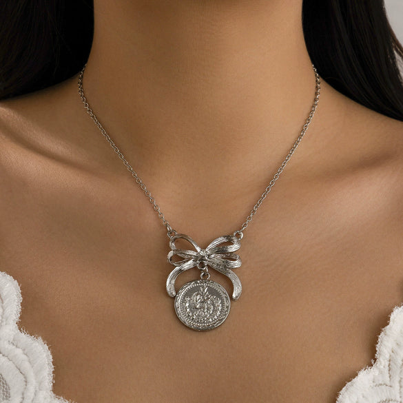Necklace Imitation Pearls Alloy Geometric Bow Electroplating Design