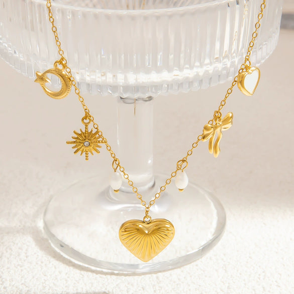 Necklace Jewelry Freshwater Pearl Heart Shape Geometric Titanium Steel Electroplated 18K Real Gold Pendant Clavicle Chain For Women