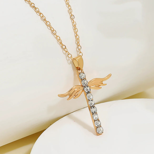 Necklace Pendant Micro Inlaid Zircon Cross Copper Alloy Geometric Electroplating For Women
