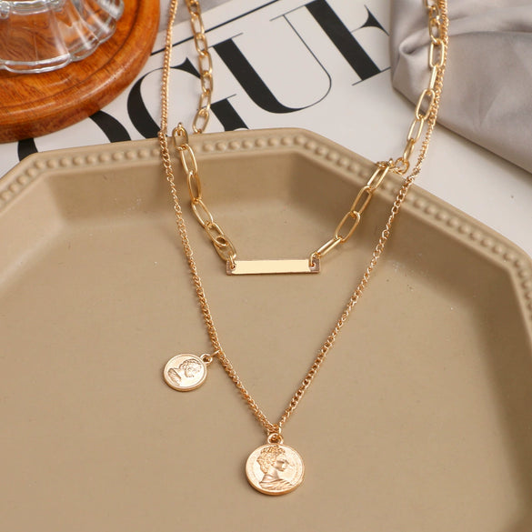 Necklace Set Alloy Metal Geometric Embossed Pendant Electroplating Snake Bone Chain Light Luxury Style Women's