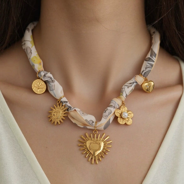 Necklace Silk Scarf Heart Sun Pendant Geometric Pattern Titanium Steel Stainless Steel Real Gold Plating Light Luxury Minimalist Women's