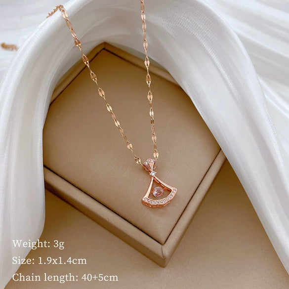 Necklace Stainless Steel Copper Geometric Element Love Full Diamond Light Luxury Temperament Gorgeous Allmatch Clavicle Chain Unisex
