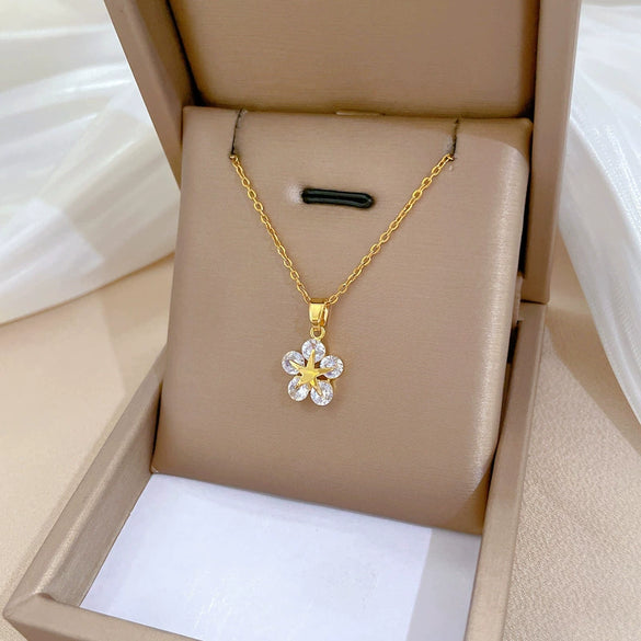 Necklace Stainless Steel Copper Geometric Fivepointed Star Light Luxury Elegant Gorgeous
