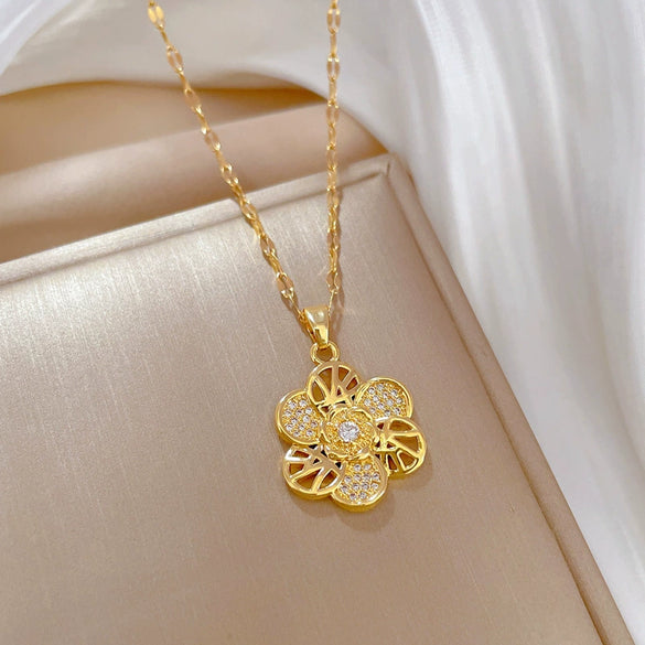 Necklace Stainless Steel Copper Geometric Rotating Flower Electroplating Women's