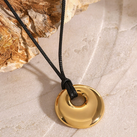Necklace Stainless Steel Geometric Round Hollow Pendant Electroplating For Women