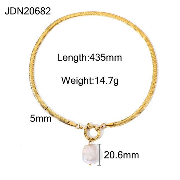 Necklace Stainless Steel Titanium Steel Freshwater Pearl Geometric Pattern Pearl Inlaid Fashionable