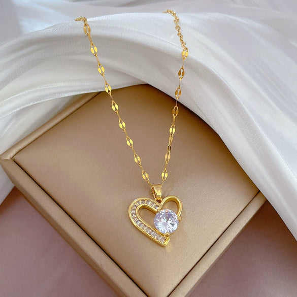 Necklace Titanium Steel Heart Full Diamond Real Gold Electroplated Light Luxury Style Unisex Cartoon Geometric Accessories
