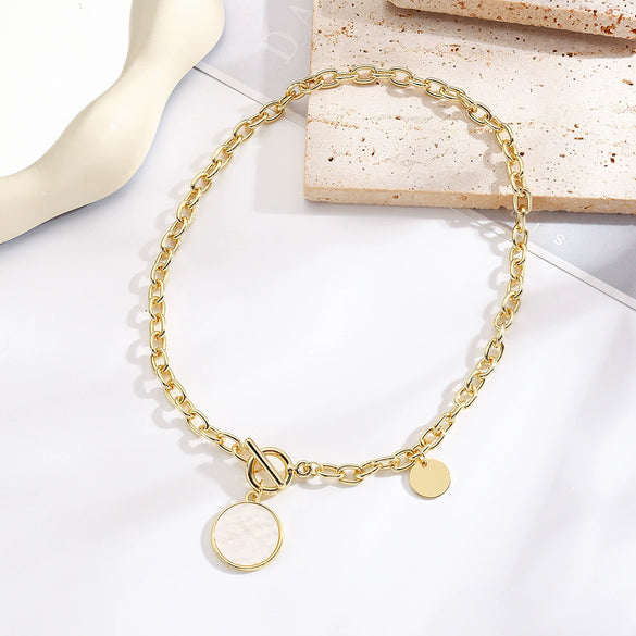 Necklace Zinc Alloy Geometric Electroplating Pendant Ochain Women's Simple Elegant Acrylic Mothershell