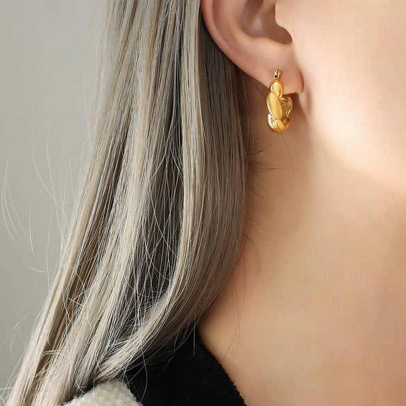 Neutral Style Kink Temperament Fashion Ear Buckle Titanium Steel Gold Plated Electroplated Geometric Earrings