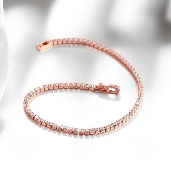 New Fashion Goldplated Zircon Alloy Bracelet For Ladies Set With Precious Stones Featuring Geometry Pattern