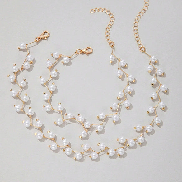 New Fashion Simple Pearl Clavicle Chain Temperament Beach Pearl Neckband Short Necklace