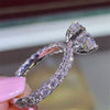 New Hot Flash Diamond Round Ring  Fashion Women's Engagement Proposal Diamond Ring Wholesale