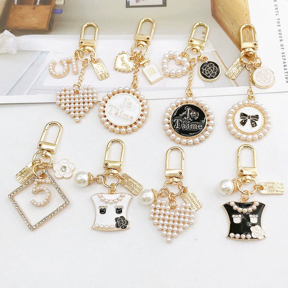 New Style Metal Airpods Protective Case Keychain Pendant With Electroplating For Women
