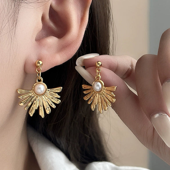 Non Fading Sunflower Pearl Titanium Steel Earrings For Women Electroplated Fashion High End Jewelry