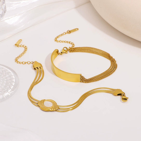 Non Fading Titanium Steel Bracelet With 18K Vacuum Plated In Furnace And Inlaid Natural Shell Geometric Shaped Fashionable And Versatile