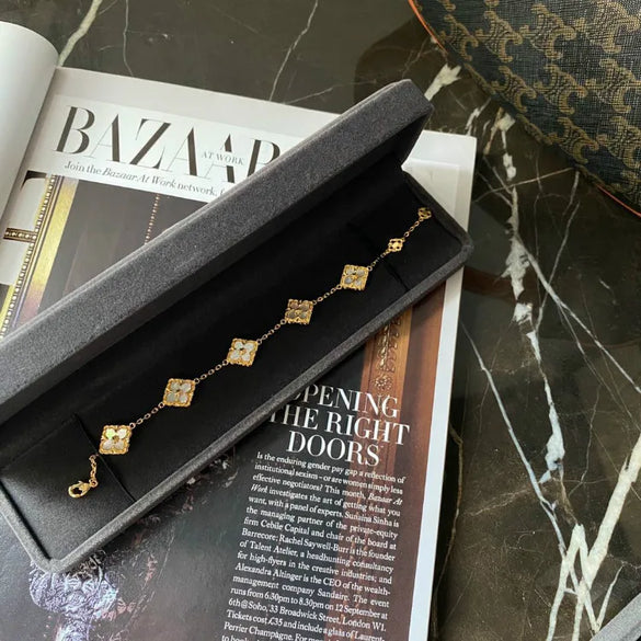 Novelty Four Leaf Clover Copper Plating 18k Gold Plated Bracelets