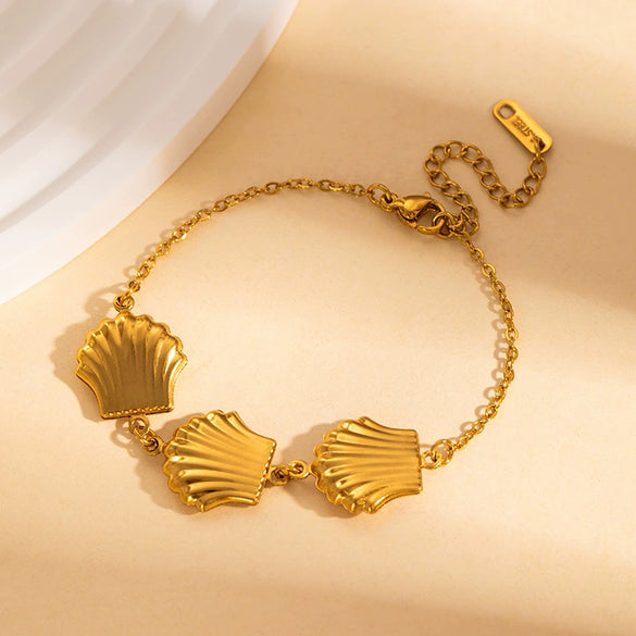 Ocean Style Stainless Steel Fake Starfish And Shell Convergence Bracelet With Electroplating For Women