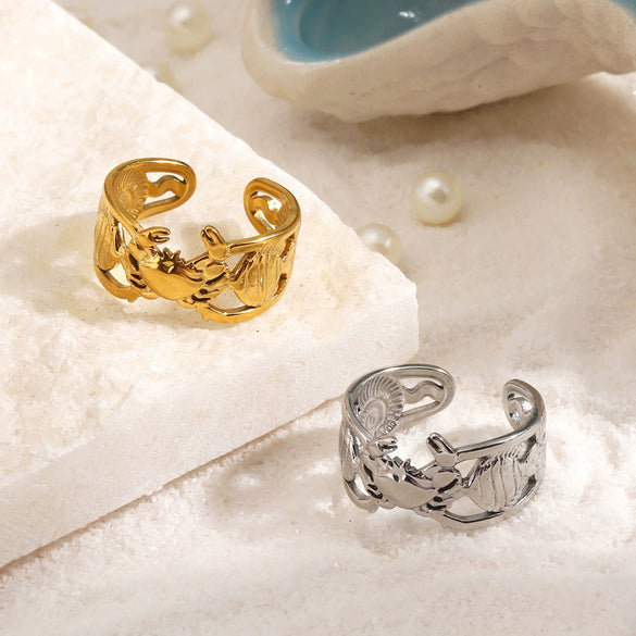 Open Stainless Steel Crab Ring For Women With Ocean Inspired Tropical Fish Design And Electroplated Minimalist Finish