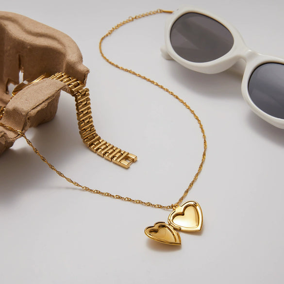 Opening And Closing Heart Titanium Steel And Stainless Steel Necklace With Geometric Pattern And Electroplating