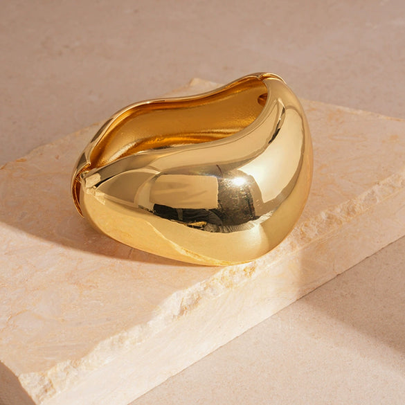 Oval Resin Turquoise Open Bracelet With Diamond Encrusted Alloy Electroplated Retro Exaggerated High End Fashion Bracelet