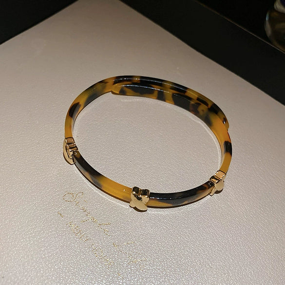 Oval Resin Turquoise Open Bracelet With Diamond Encrusted Alloy Electroplated Retro Exaggerated High End Fashion Bracelet