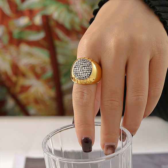 Oval Star Ring Titanium Steel Pvd Plated Geometric Style For Men And Women