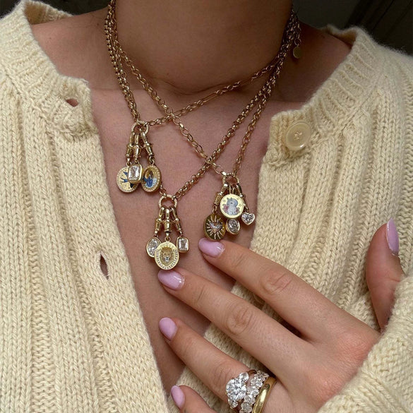 Painted Rabbit Flower Four Leaf Clover Warrior Guard Tarot Necklace Titanium Steel Vacuum Plated 18K True Gold Retro Style Animal Zodiac Shape For Women