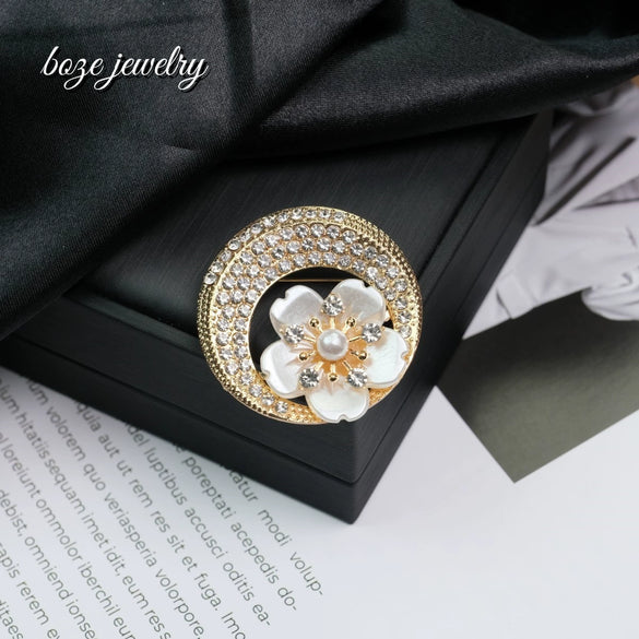 Pearl Diamond Brooch Zinc Alloy Flower Shape Electroplating Women's Clothing Accessories