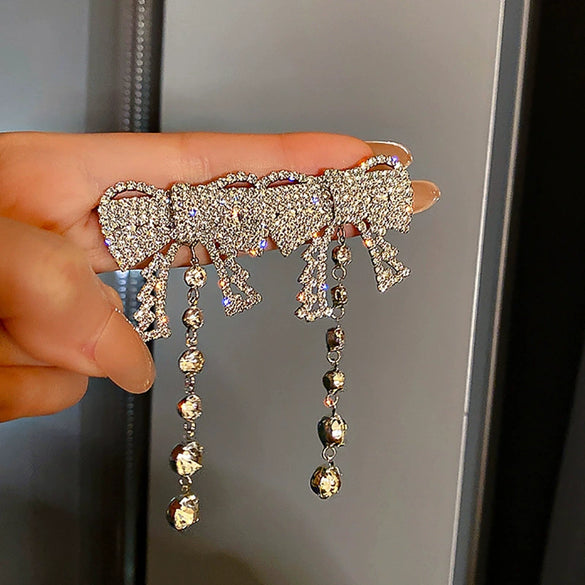 Pearl Diamond Tassel Earrings Rhinestone Material U Shaped Design For Women