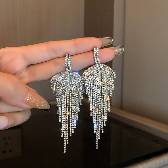 Pearl Diamond Tassel Earrings Rhinestone Material U Shaped Design For Women