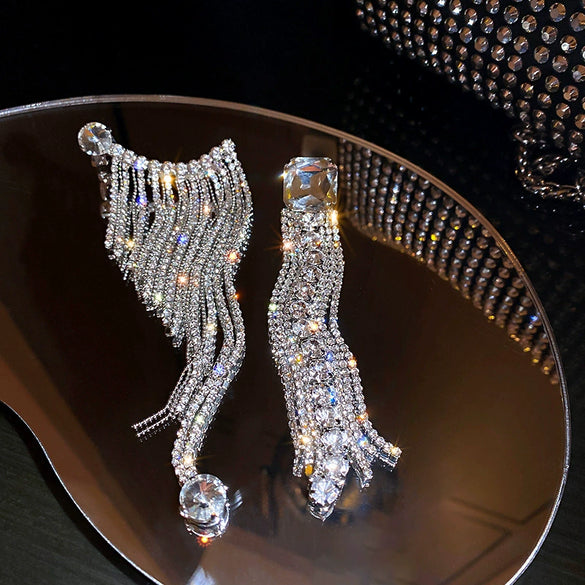 Pearl Diamond Tassel Earrings Rhinestone Material U Shaped Design For Women
