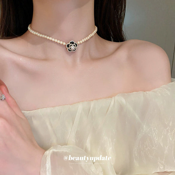 Pearl Flower Necklace Real Gold Plated Copper Pendant For Women French Baroque Fashion