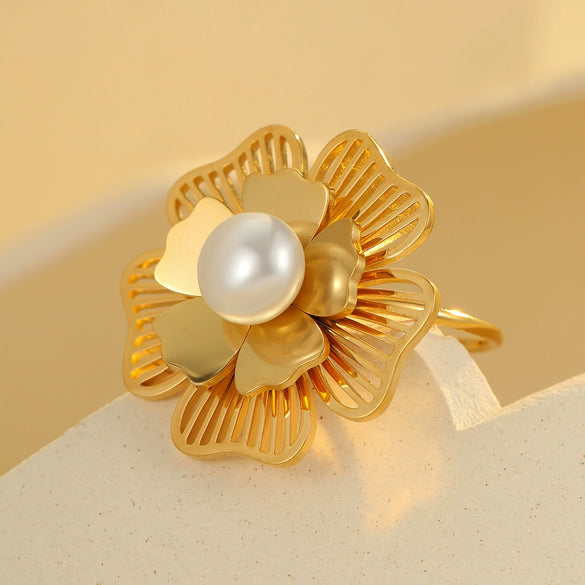 Pearl Flower Threedimensional Hollow Stainless Steel Ring Electroplated For Women Simple Style