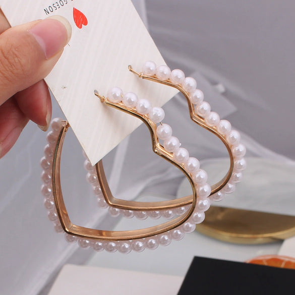 Pearl Heartshaped Retro Earrings For Women