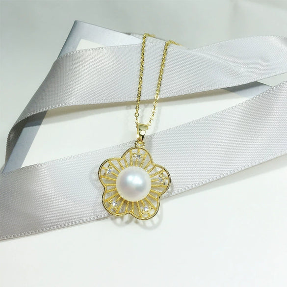 Pearl Jewelry Hollow Flower Freshwater Pearl Pendant Necklace Copper Real Gold Colorpreserving