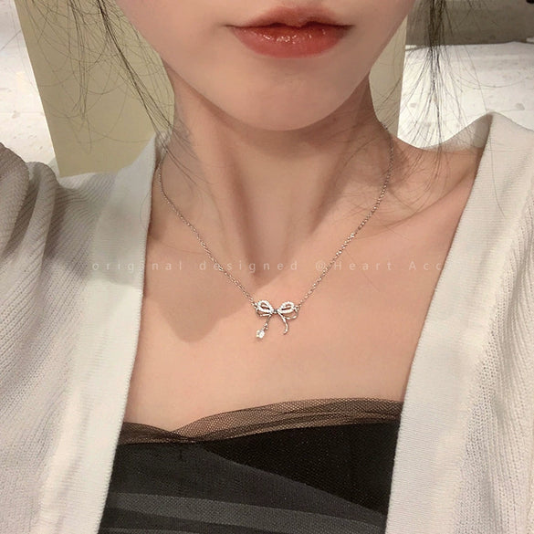 Pearl Necklace For Women Highend Light Luxury Heart Pendant Alloy Electroplating Design