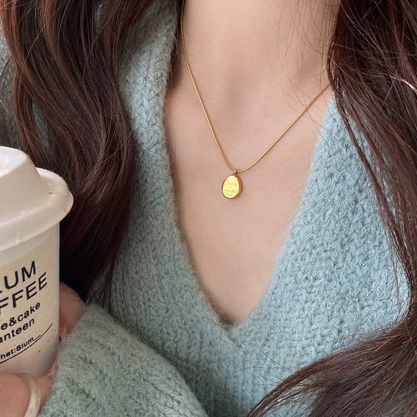Pearl Necklace For Women Highend Light Luxury Heart Pendant Alloy Electroplating Design