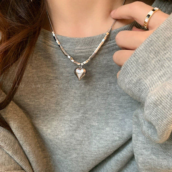 Pearl Necklace For Women Highend Light Luxury Heart Pendant Alloy Electroplating Design