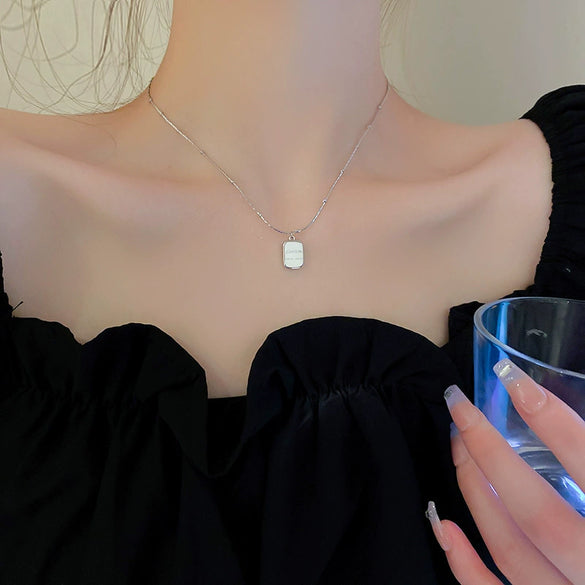 Pearl Necklace For Women Highend Light Luxury Heart Pendant Alloy Electroplating Design